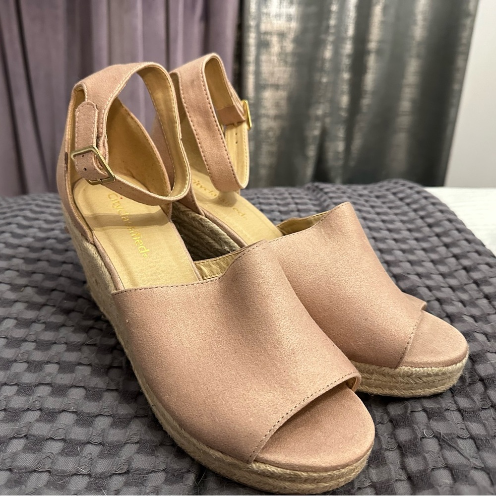 Buckle City Classified Wedges